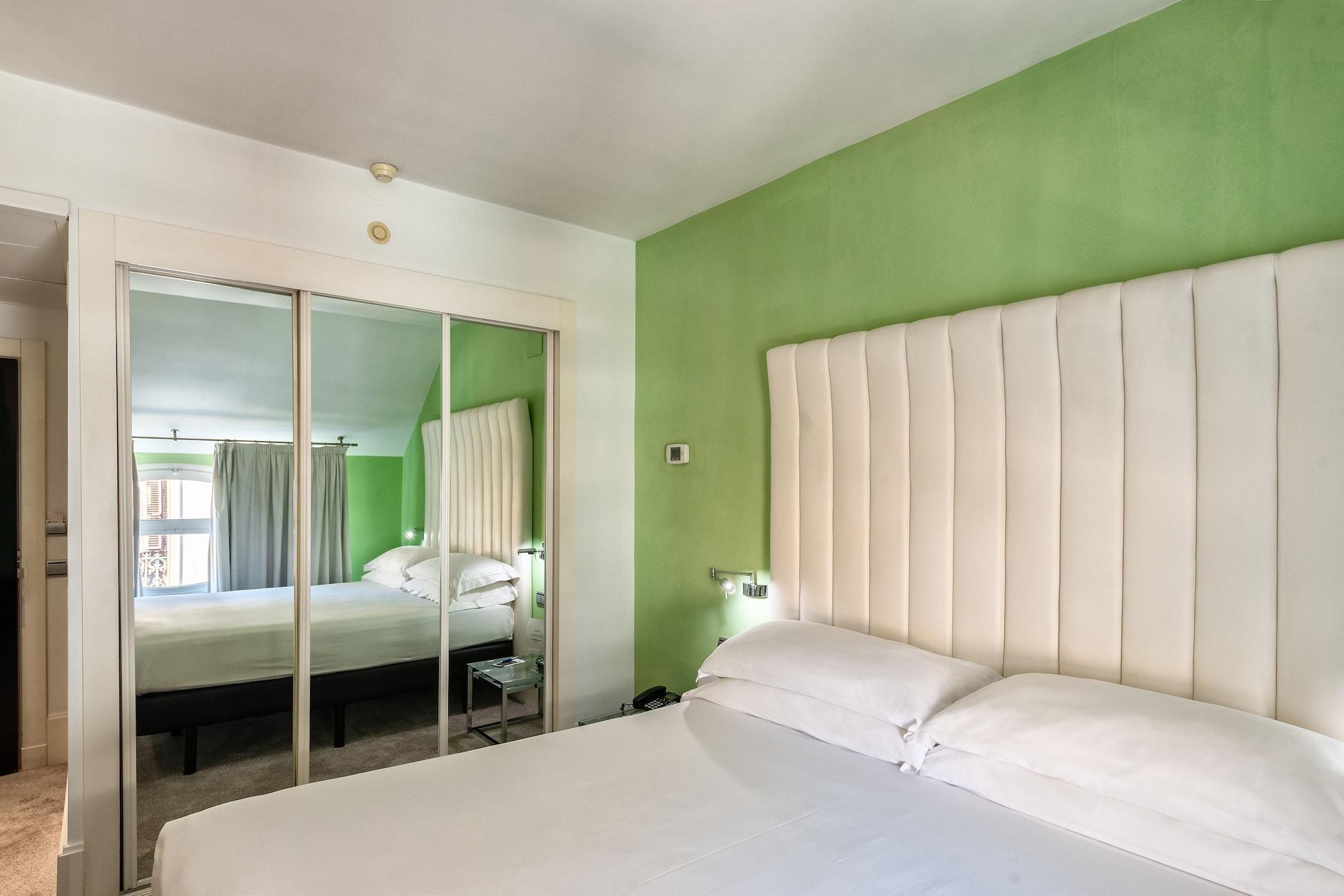 Mariposa Hotel Малага Экстерьер фото