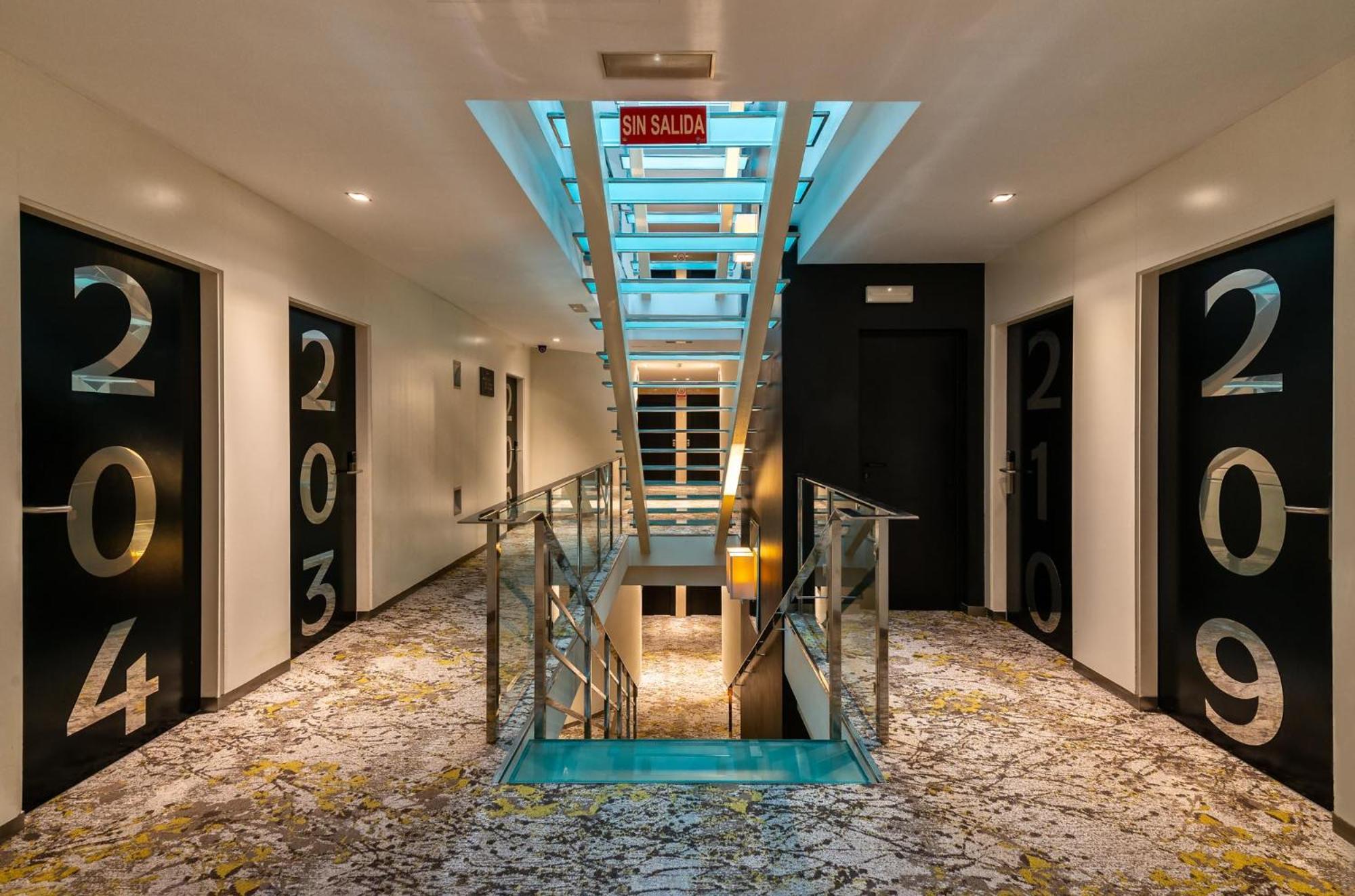 Mariposa Hotel Малага Экстерьер фото