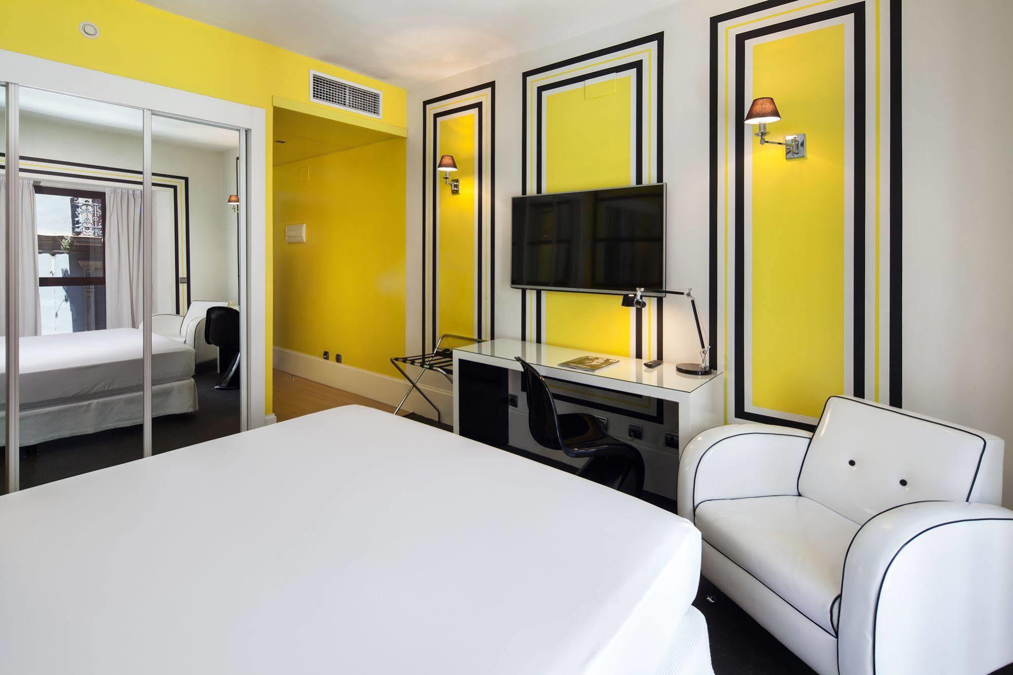 Mariposa Hotel Малага Экстерьер фото